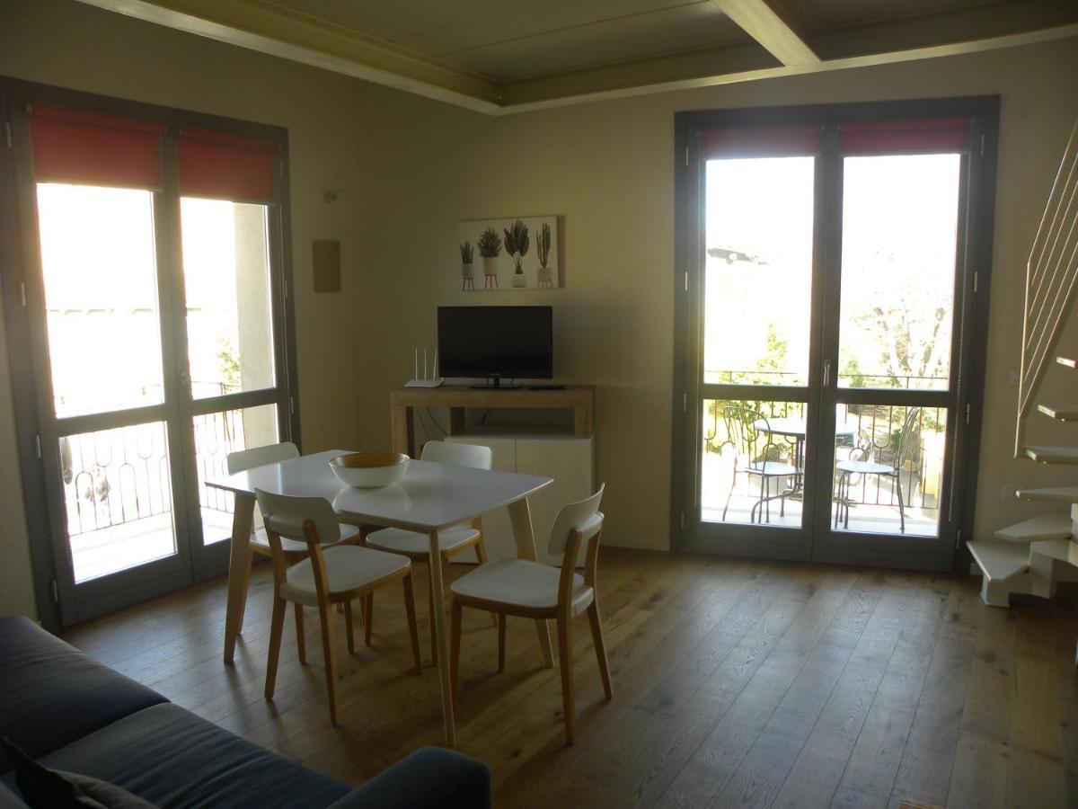 Apartamento Petra Magica San Pantaleo Exterior foto