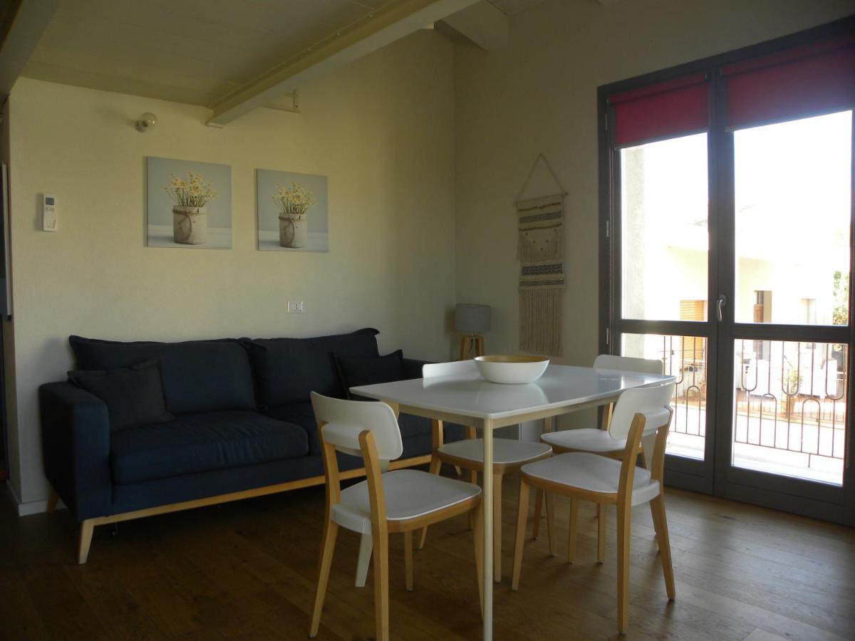 Apartamento Petra Magica San Pantaleo Exterior foto